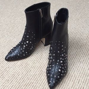 sam edelman hal studded bootie